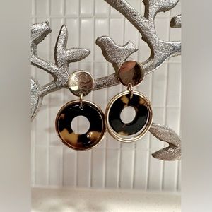 Tortoise Shell and Gold Drop Earrings